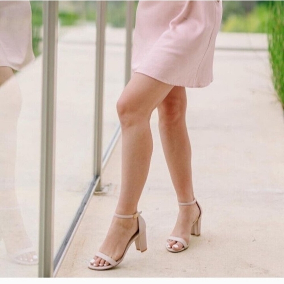 Nearly Nude Stuart Weitzman heels Size 7M - Picture 1 of 11